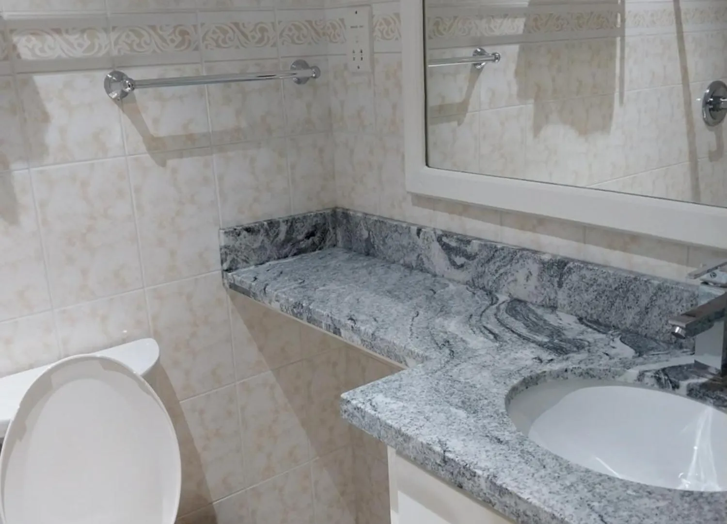 Union Hilltop Paradise Villas 卡斯特里 公寓