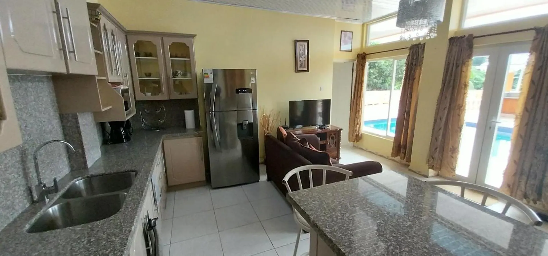 Union Hilltop Paradise Villas 卡斯特里 0*,  圣卢西亚