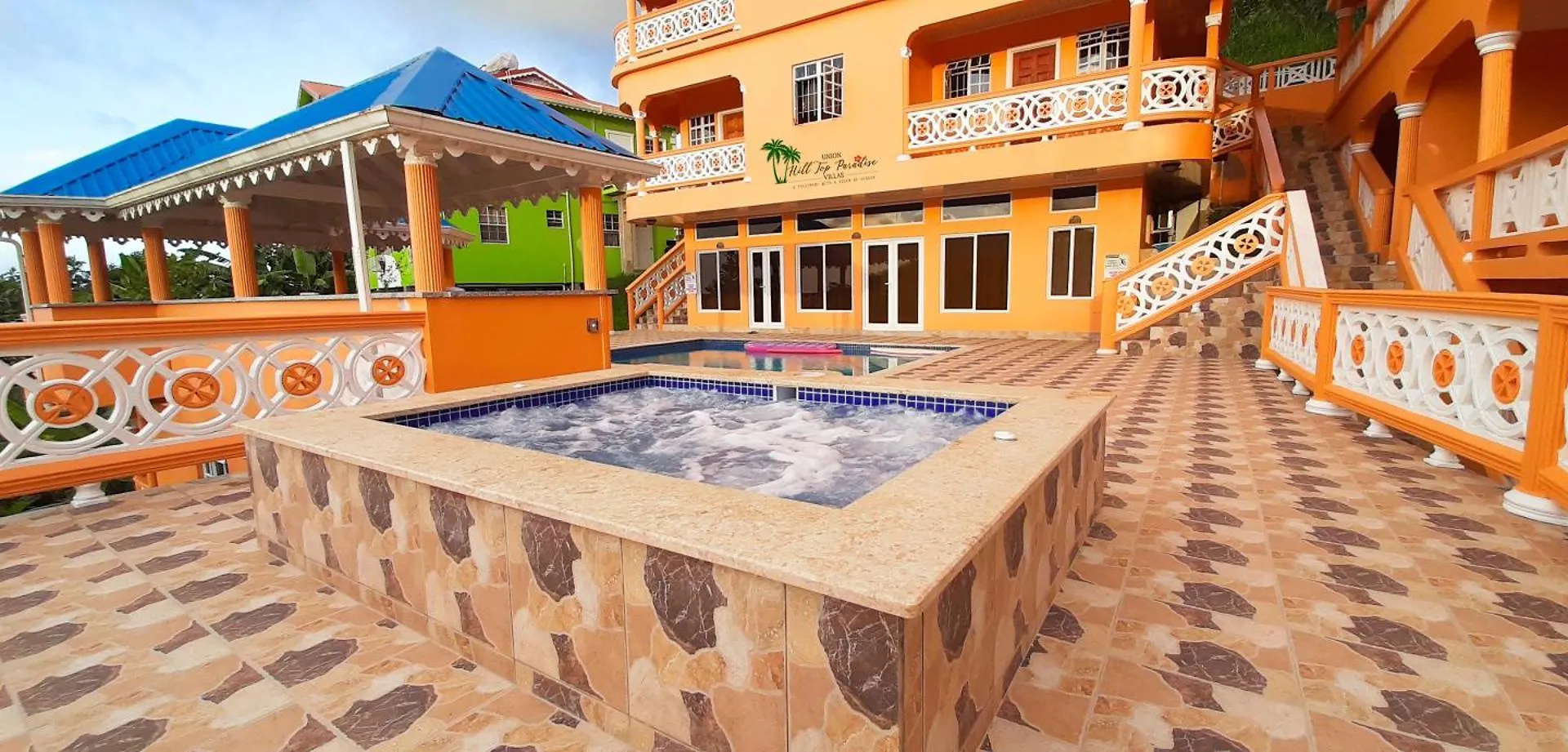 Union Hilltop Paradise Villas 卡斯特里